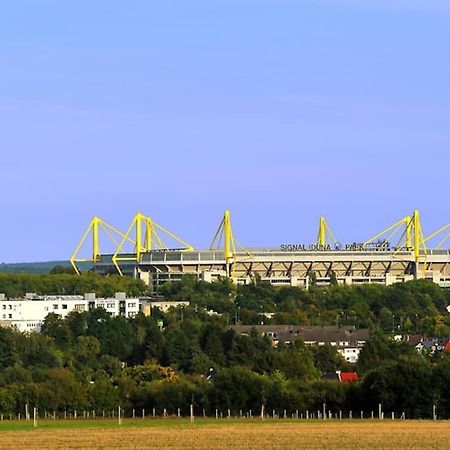 דורטמונד Schoene Grosse Wohnung 2 Schlafzimmer Bis 6 Pax Naehe Stadion Signal Iduna מראה חיצוני תמונה
