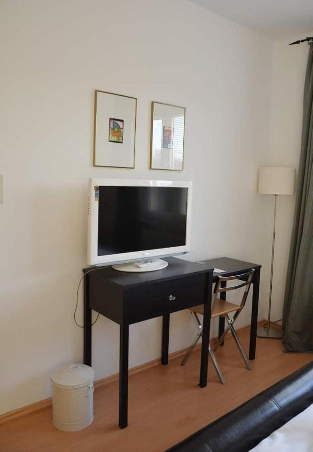 דורטמונד Schoene Grosse Wohnung 2 Schlafzimmer Bis 6 Pax Naehe Stadion Signal Iduna מראה חיצוני תמונה