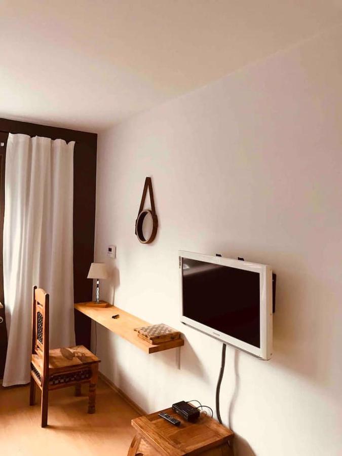 דורטמונד Schoene Grosse Wohnung 2 Schlafzimmer Bis 6 Pax Naehe Stadion Signal Iduna מראה חיצוני תמונה